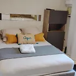 아파트 Cosy Balneo Avec Jardin 르발카레스