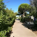 아파트 Cosy Balneo Avec Jardin